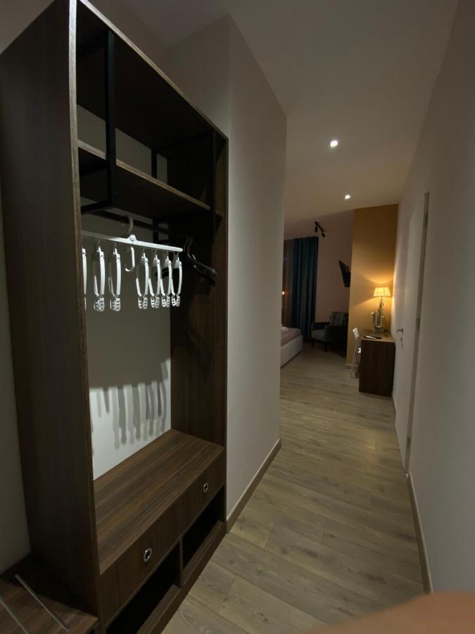 Apartamente Melodi Durrës Esterno foto
