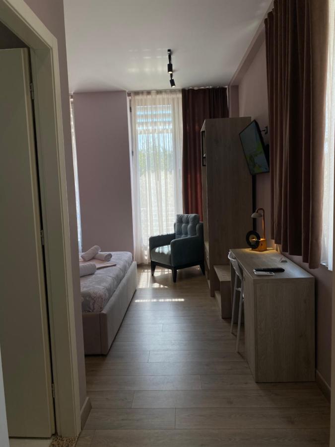 Apartamente Melodi Durrës Esterno foto