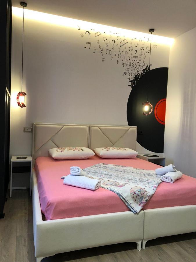 Apartamente Melodi Durrës Esterno foto